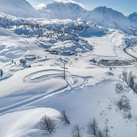 Apartment Lovely In *