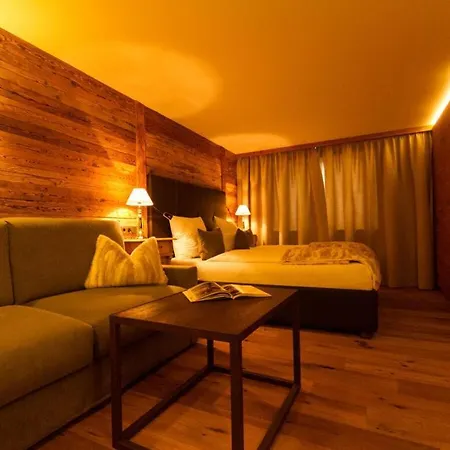 Apartment Lovely In
